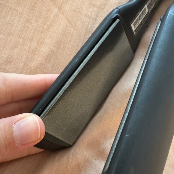 ghd Wide Flat Iron (2 inch plate) Black $299.00 - Picture 4 of 7